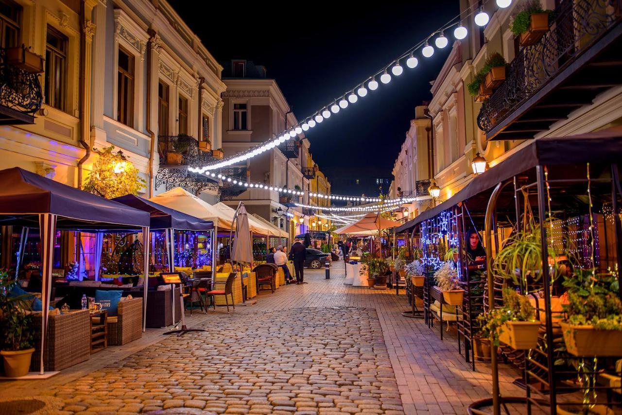 Hotel Adora Tiflis Exterior foto